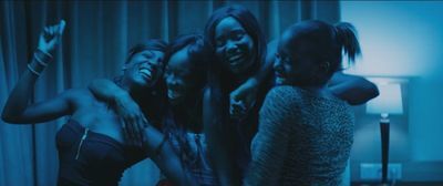 Thumb_girlhood_2015_1