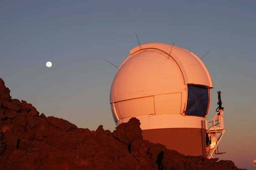 hawaii-observatory.JPG