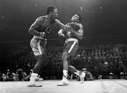 frazier-punch-ali-1972.jpg