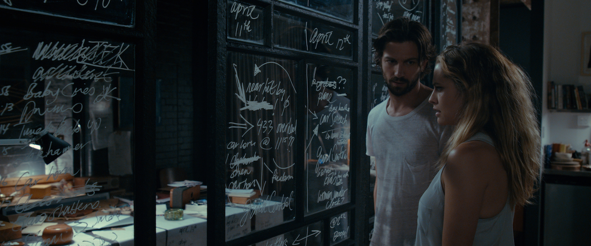 2 22 фильм 2016. 2 22 полудня. 2 22 фильм. Тереза палмер в фильме 2:22. 2:22 фильм 2017.