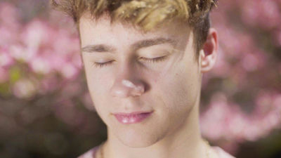 Jawline