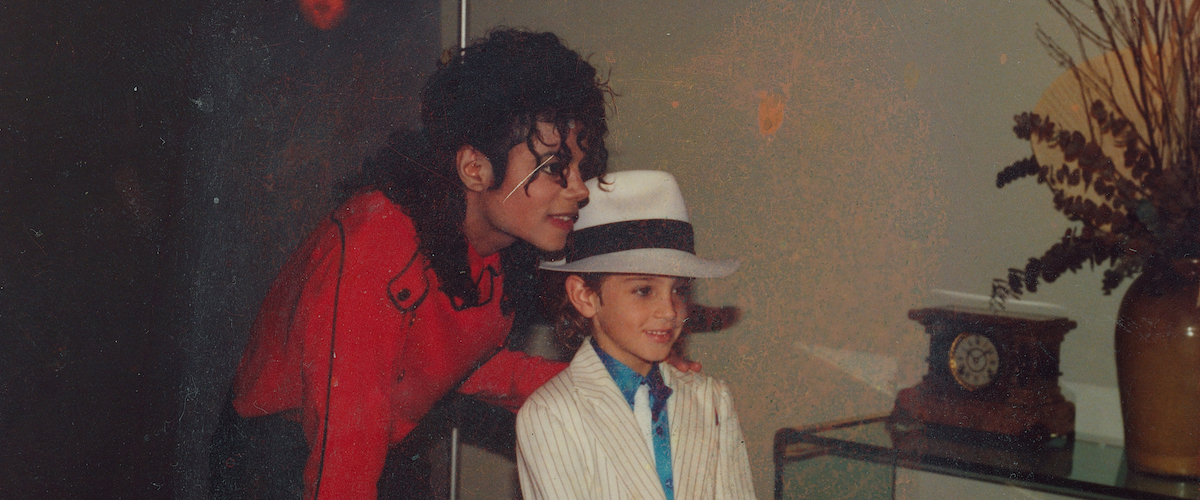 Leaving Neverland Streaming Vf Leaving Neverland movie review (2019) | Roger Ebert