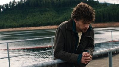 Night Moves movie review & film summary (2014) - Vimarsana News