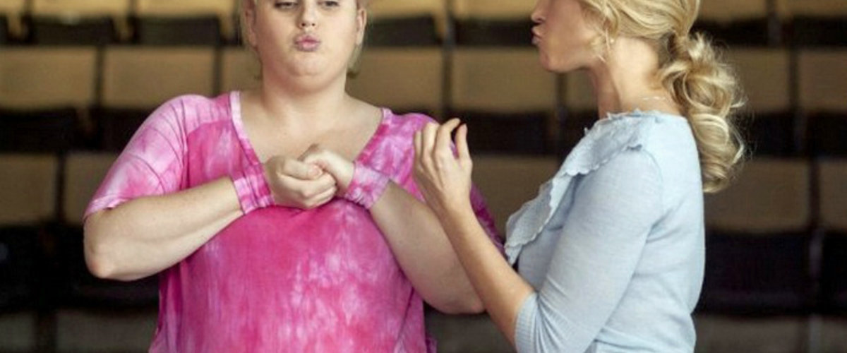 Pitch Perfect movie review & film summary (2012) Roger Ebert