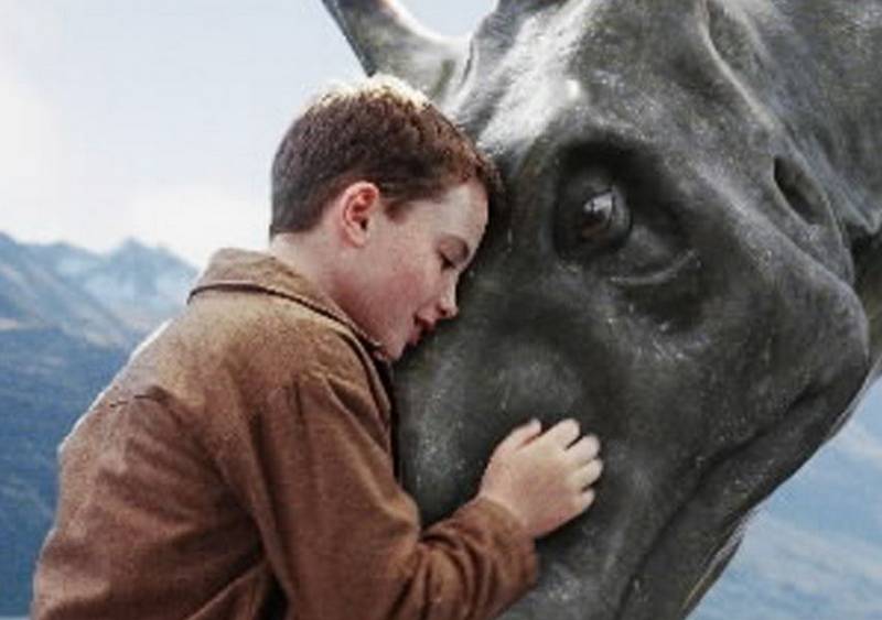 The Water Horse Legend of the Deep movie review (2007) Roger Ebert